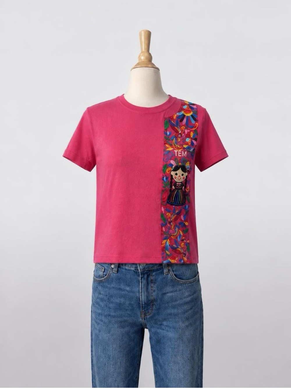 Embroidered T-Shirt Bundle – Pink & Yellow – Small